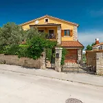 Fani Дом отдыха