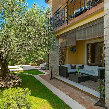 Ferienhaus Fani *